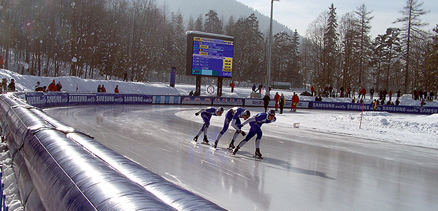 Tor do łyżwiarstwa szybkiego w Centralnym Ośrodku Sportu w Zakopanem. Źródło: domena publiczna
